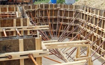 Сравнение фанеры и OSB для опалубки: что выбрать